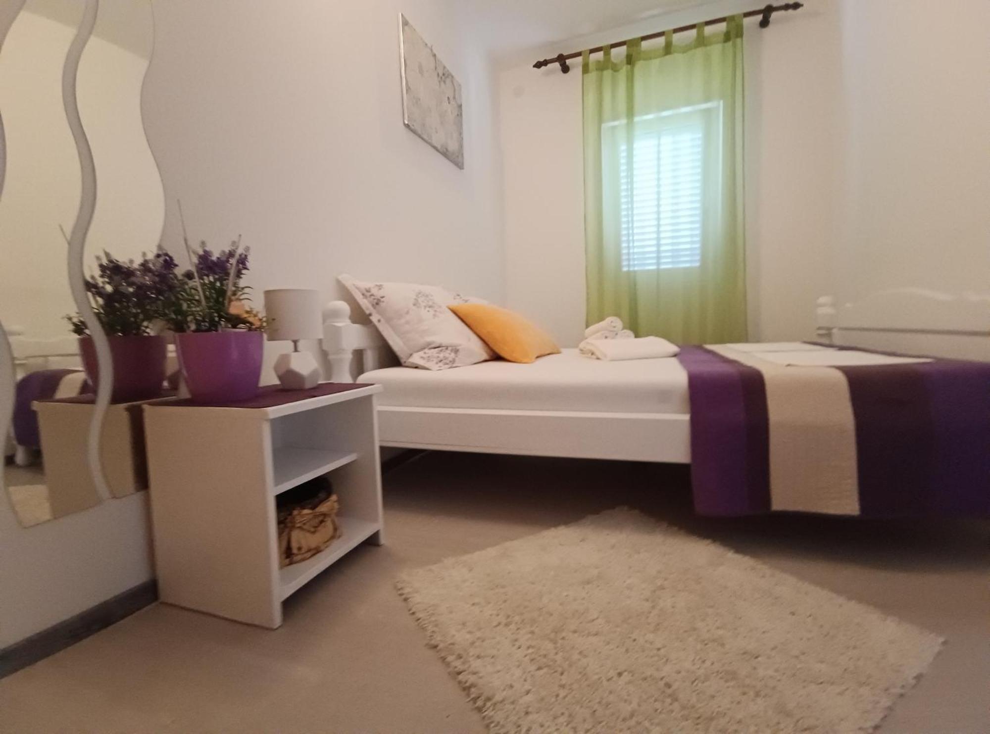 Apartments Vuleta Паг Экстерьер фото