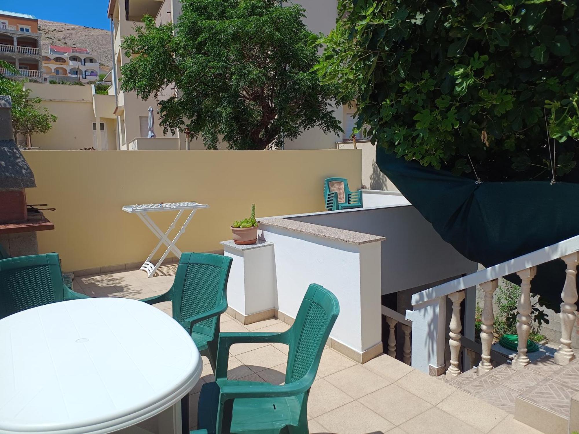 Apartments Vuleta Паг Экстерьер фото