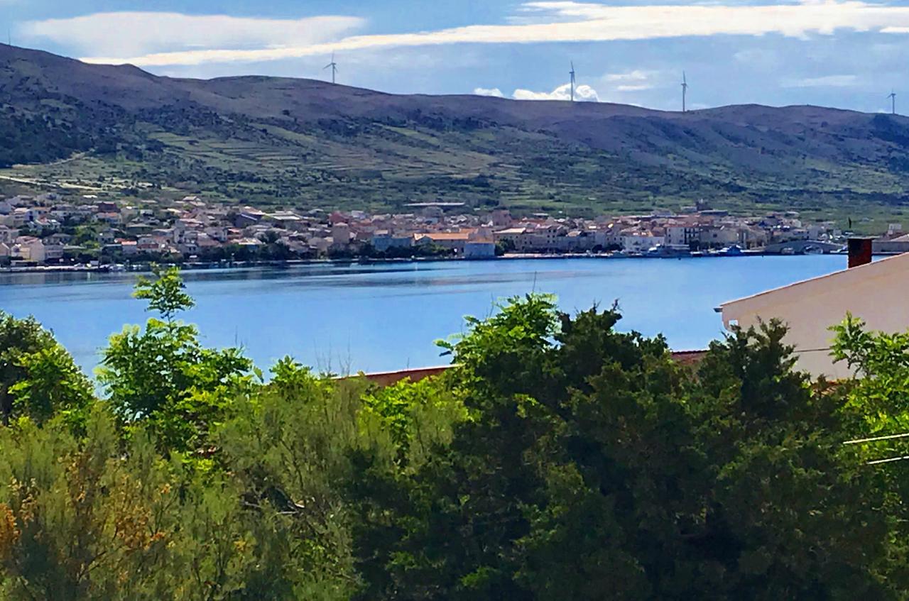 Apartments Vuleta Паг Экстерьер фото